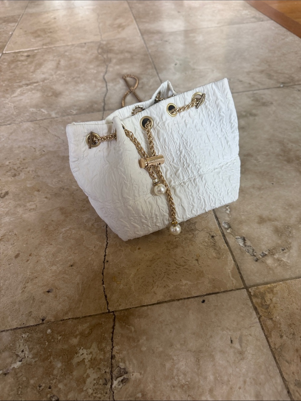 Crossbody ladies bucket bag perfect condition long chain strap - Picture 6 of 6